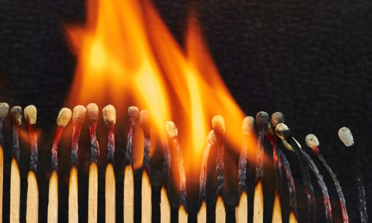 Коллин Каунти впервые с 2023 года подозревается в поджоге женщин