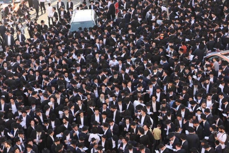 Израиль сталкивается с жестким выбором по поводу исключений из проекта Хареди, предупреждает эксперт по правовым вопросам