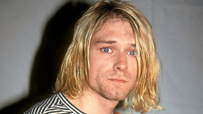 Смерть Курта Кобейна в 1994 году была расследована на фоне новых подробностей, касающихся заметки о самоубийстве.