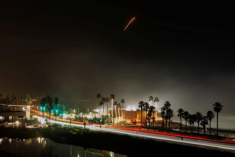 SpaceX запустит ракету Falcon 9 из Ванденберга. Дата, время, как смотреть