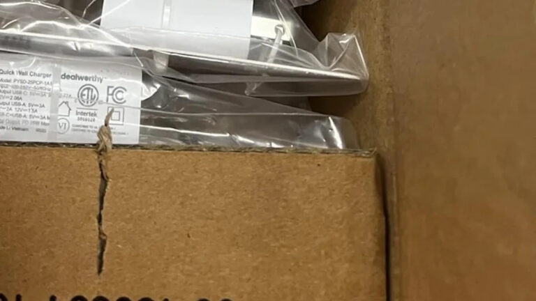 Сотрудник-мишень вызывает возмущение фотографией разочаровывающего наблюдения на работе: «Сделай так, чтобы это имело смысл»