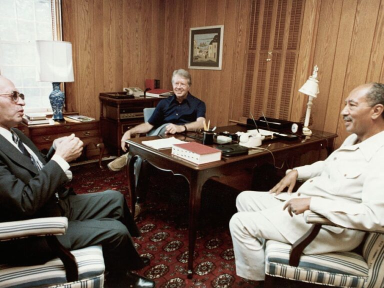 Фотографии показывают, как Кэмп-Дэвид, частный побег президента, изменился за эти годы.