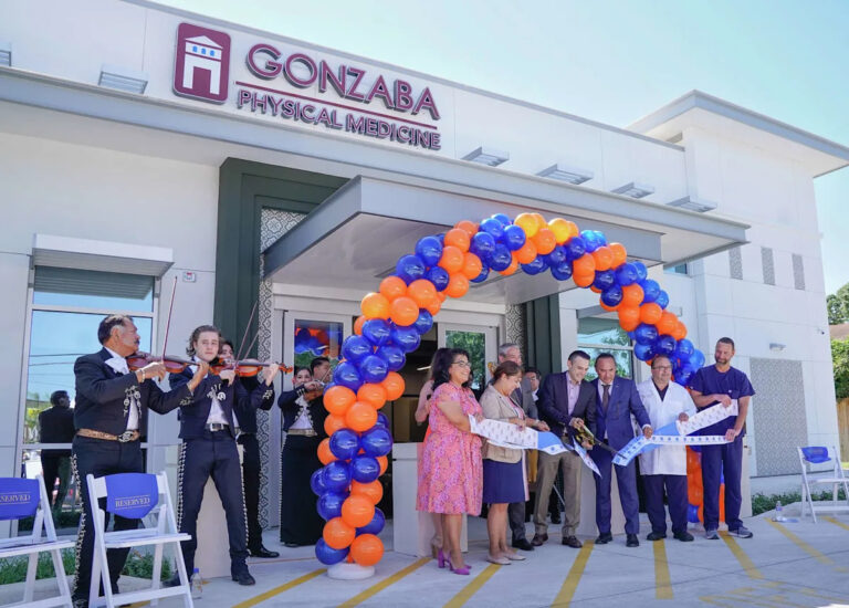 Gonzaba Medical Group и WellMed хотят уволить медсестру из-за ее «разоблачителя»