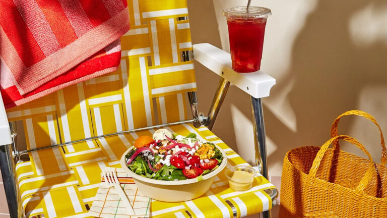 Daytona Beach открыл первый ресторан CAVA