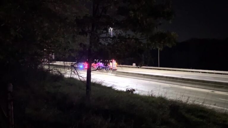 Двое старшеклассников Каламазу пострадали после смертельной аварии в выходные