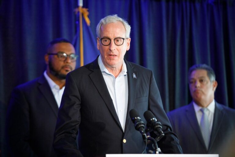 Пенсильванские законодатели собрали тысячи для себя в бюджетном тупике