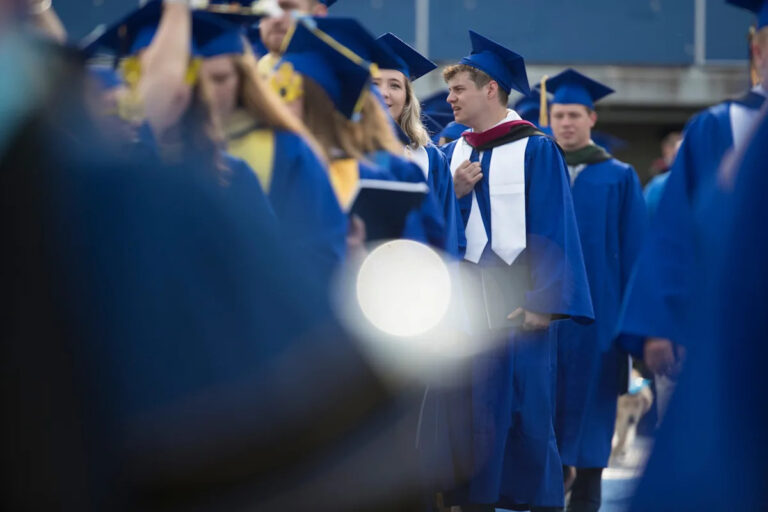 Университет штата Делавэр, штат Делавэр, отмечает новые национальные рейтинги, даже с критиками