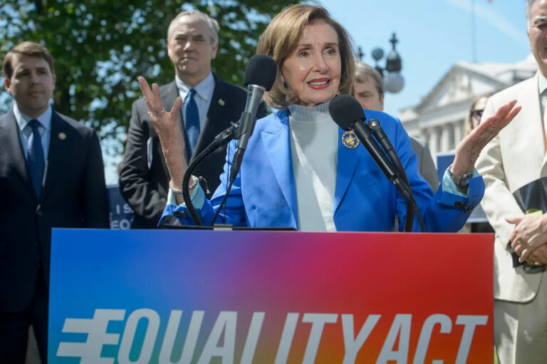 Нэнси Пелоси, бывший спикер Палаты представителей, уйдет в отставку из Конгресса после этого срока