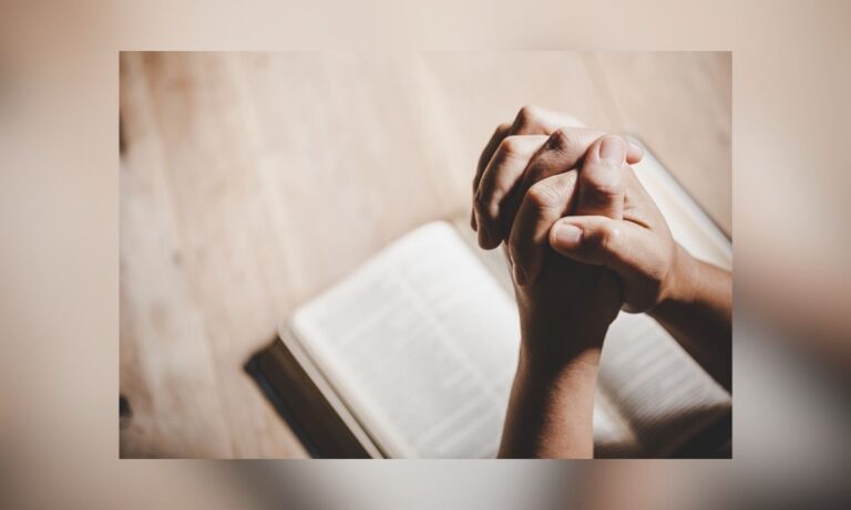 Религиозность США достигла рекордно низкого уровня, среди самых резких спадов в мире