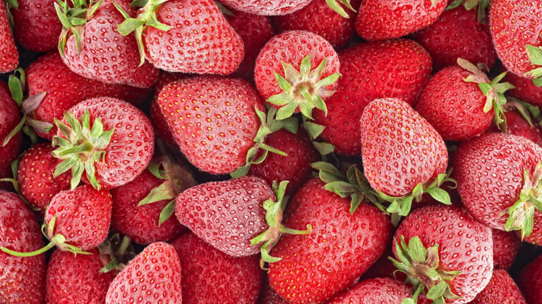 Огромная замороженная еда, которая повлияла на 325 000 фунтов фруктов (в Альди, Trader Joe’s and Costco)