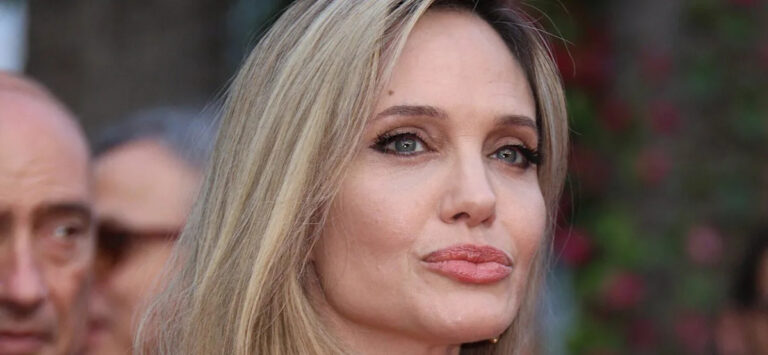 Анджелина Джоли рискует жизнью в Украине, чтобы навестить детей в бомбардировочных больницах