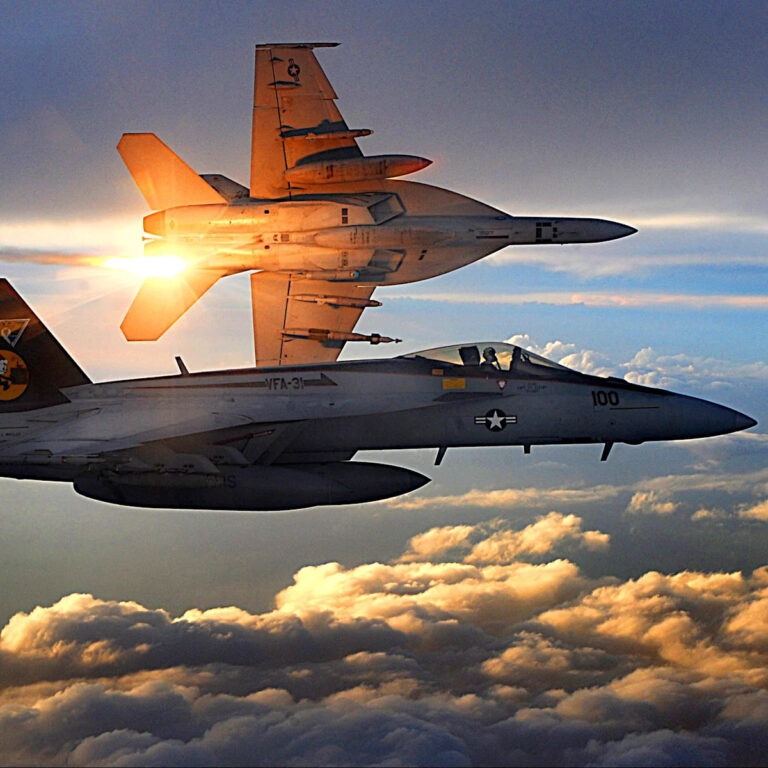 «Короли скорости моря»: F/A-18 Super Hornet и самые быстрые самолеты Америки