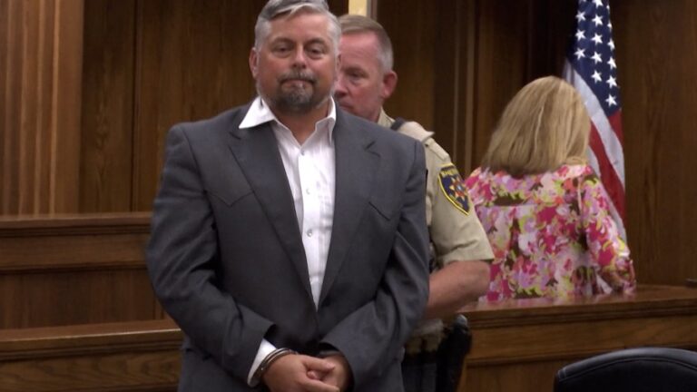 Адвокат, который отменил обвинительный приговор Джеймсу Стэйли, нанятый для апелляции Рона Бердика