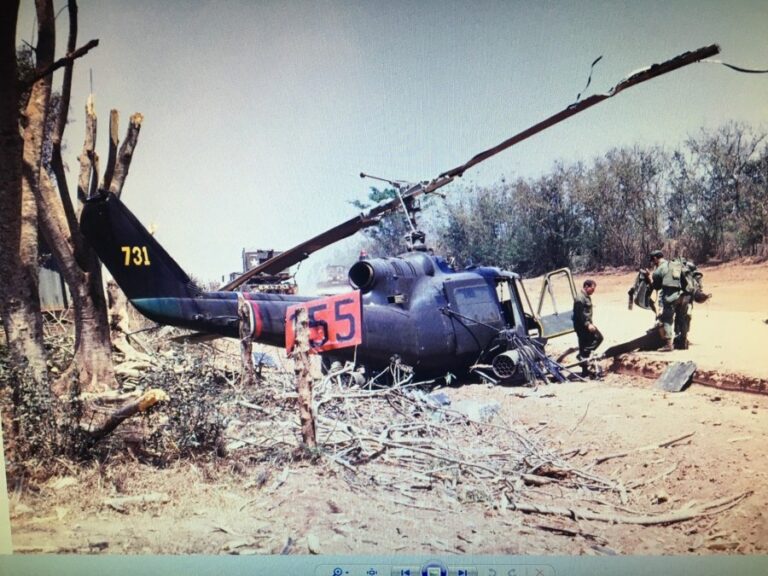 Местный ветеран пережил две аварии вертолета во Вьетнаме