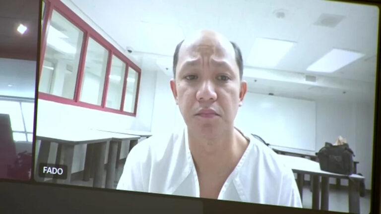 Медсестра обвиняется в многочисленных обвинениях в сексуальном насилии над пациентами в больнице Университета Дьюка