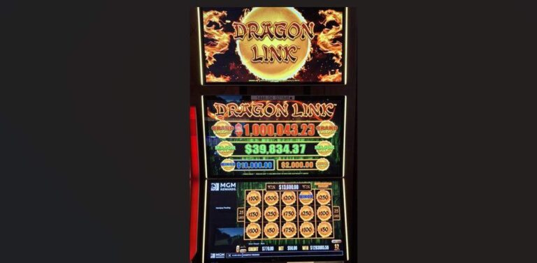 Игрок выигрывает джекпот, который меняет жизнь, и это самый большой джекпот в Южном МС