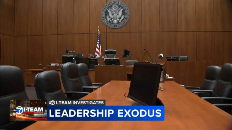 Прокуратура США в Чикаго переживает беспрецедентный исход руководства, сообщает юридическое сообщество