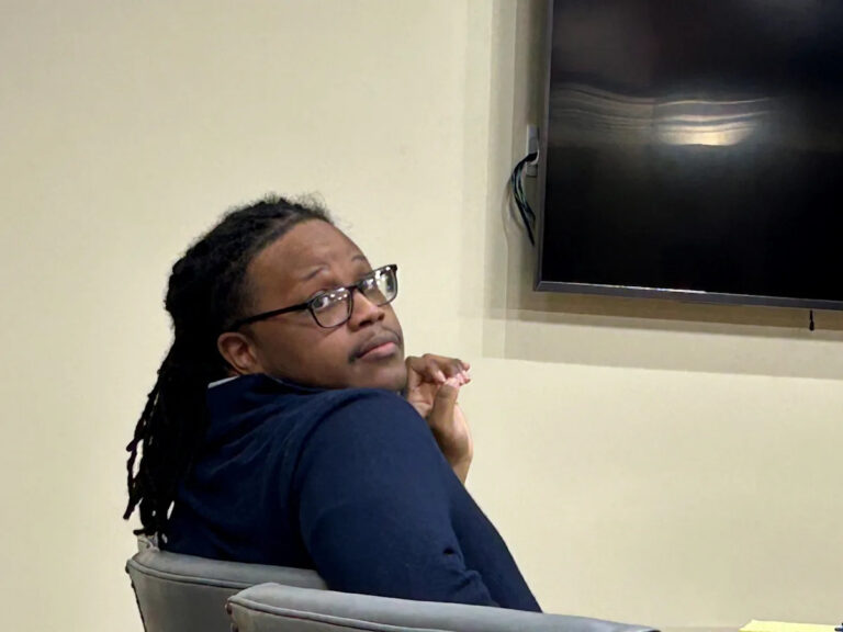 Рид регулярно дрался с девушкой, которую застрелили, пытаясь сбежать