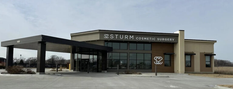 Бывший сотрудник косметической хирургии Sturm отклоняет иск о неправомерном прекращении