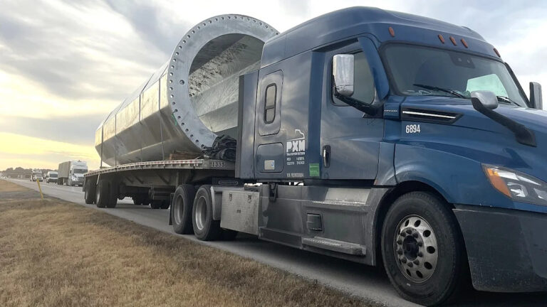 Негабаритный груз ударил по шести эстакадам Оклахомы, вынудив закрыться