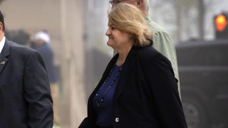 Мужчина, связанный с обвинением судьи Милуоки Ханны Дуган, депортирован, сообщает DHS