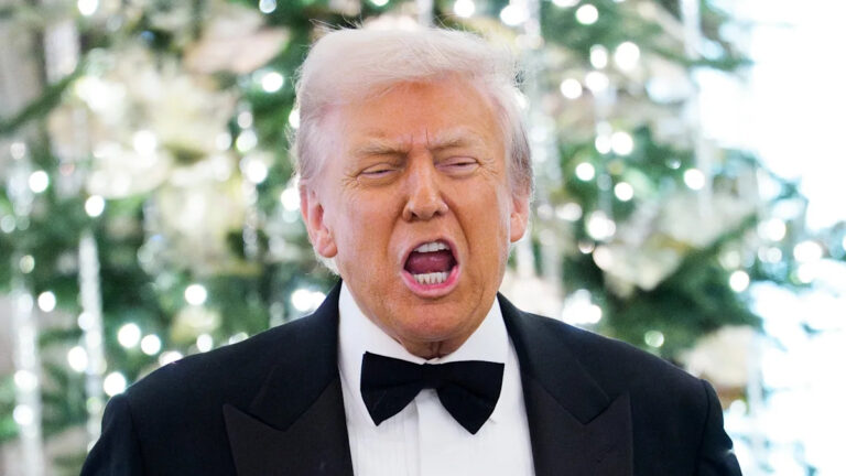 Ведущий Fox News перевернул Трампа из-за детского троллинга в Белом доме