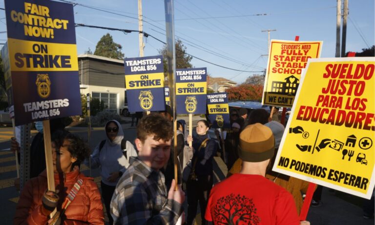 3 тысячи учителей и школьных работников Калифорнии бастуют, а 7 профсоюзов объявили о тупике