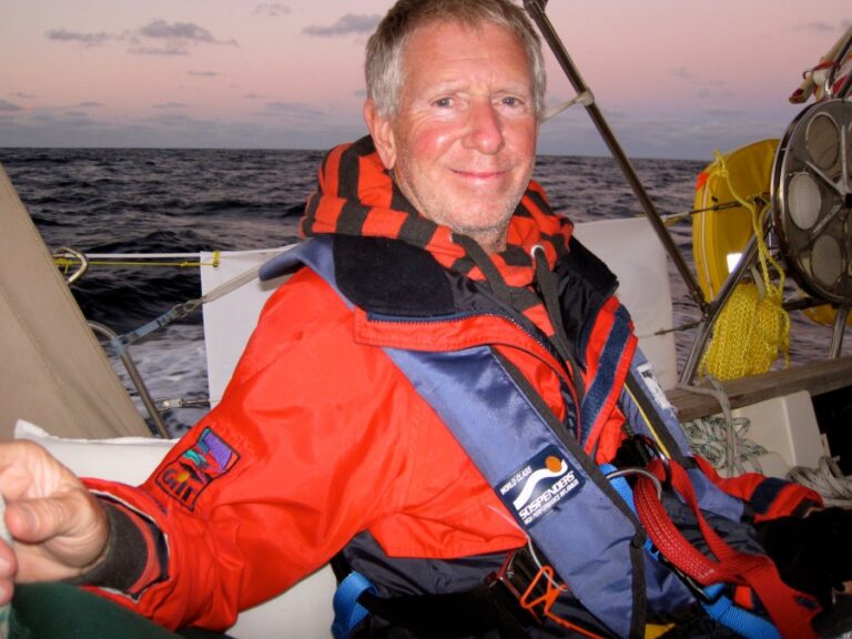 Колорадский человек в одиночку проплыл 1 из самых опасных троп по всему миру