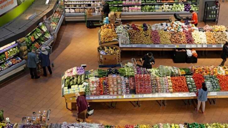 Цены на продукты питания в Канаде вырастут до 6% в 2026 году — исследование