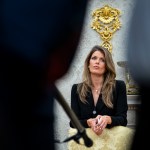 Что скрывает Линдси Халлиган от Летиции Джеймс?