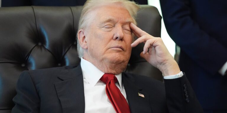 Главная Новости Новости Новости США: Признаки падения Трампа: «Он отличается от того, кем был»