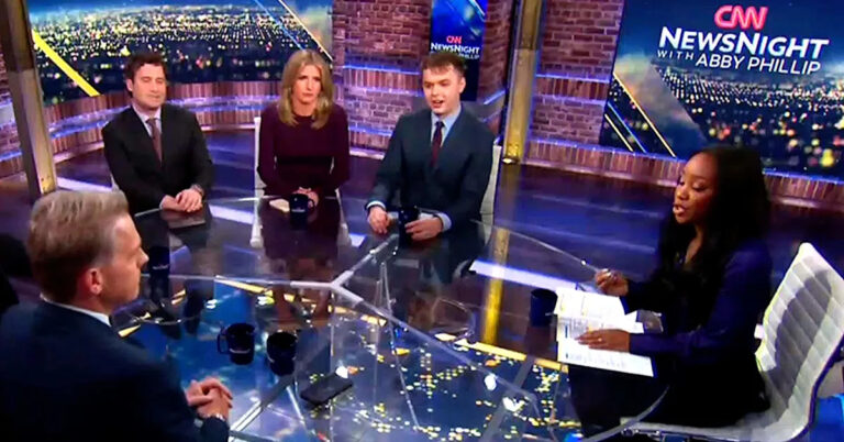 CNN Anchor расстреливает поклонников Трампа во Фракасе из-за разгула обвинений: «Это был приказ»