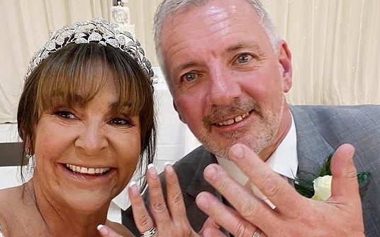 Последние минуты перед крушением вертолета, в результате которого погибли британцы, запечатлены на камеру