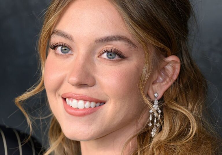 Чистая стоимость Сидни Суини: разбив ее состояние в 40 миллионов долларов