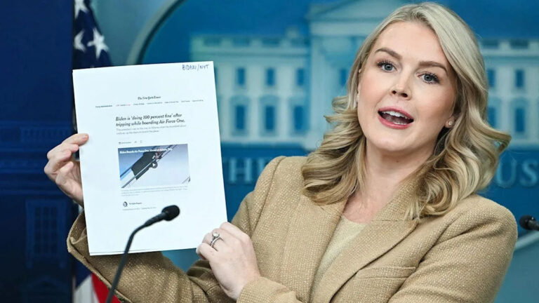 Каролина Ливитт ругает репортера New York Times за «недвусмысленную ложь» об уровне энергии Трампа