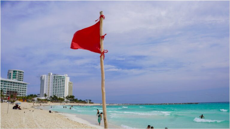 США предупредили отдыхающих, направляющихся в Мексику