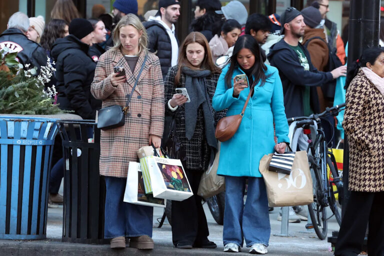 В своем национальном обращении президент Трамп заявил, что он снижает цены.