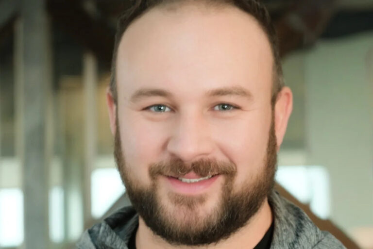 Создатель приложения для терапии ИИ закрыл его после того, как решил, что это слишком опасно. Вот почему он считает, что чат-боты ИИ небезопасны для психического здоровья.