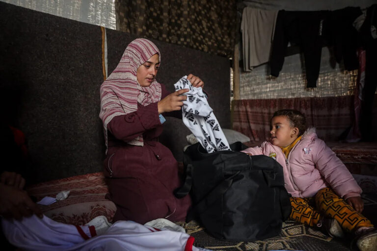 MSF призывает Израиль разрешить критическую помощь в Газе, поскольку дети замерзают до смерти