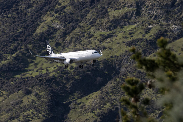 Члены экипажа авиакомпании планируют «историческую» забастовку