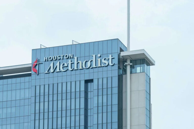 Хьюстонский методист берет на себя большую страховку в борьбе с высокими ставками