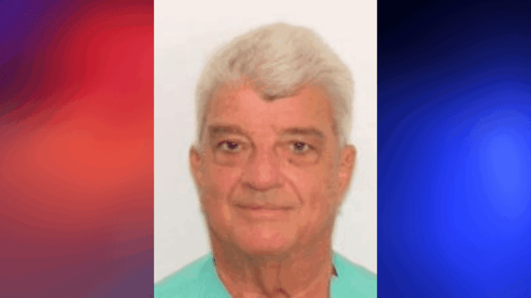 Судебные записи описывают изнасилование пациента, обвинения в нападении на разыскиваемого врача Конвея