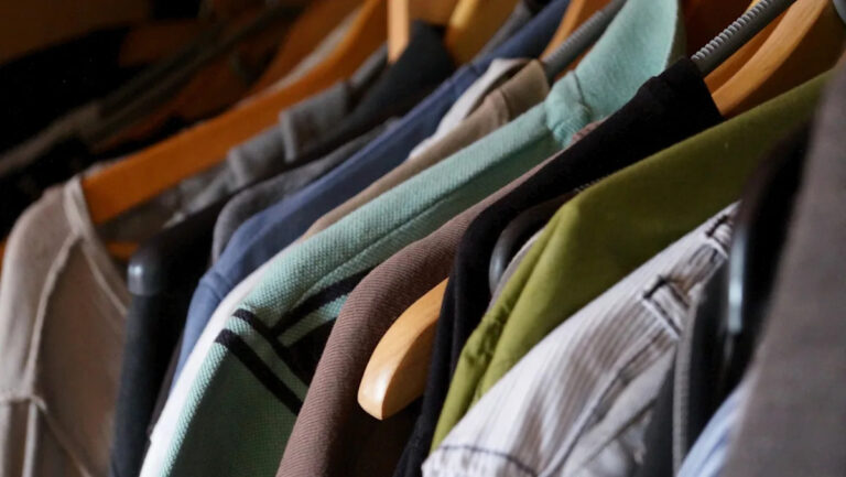 Ученые предупреждают о скрытой опасности, скрывающейся в одежде: «Особое беспокойство»