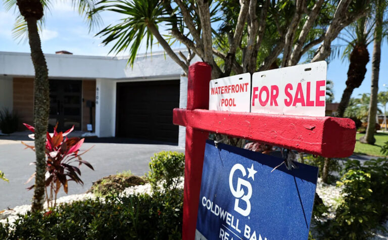 Четверть жителей Флориды «серьезно» рассматривают возможность покинуть штат из-за высокой стоимости жизни