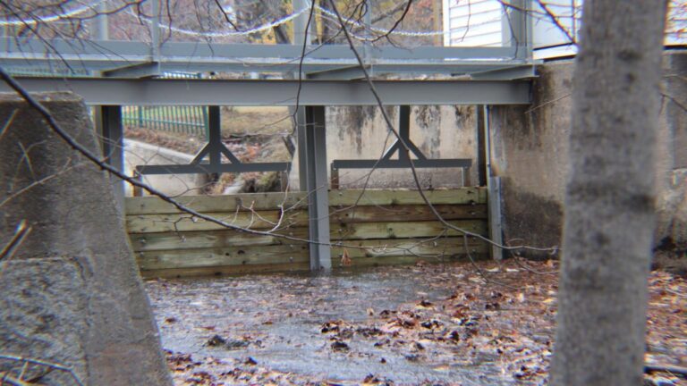 Ремонт плотины в Пеннесси был произведен для предотвращения «катастрофического» сбоя