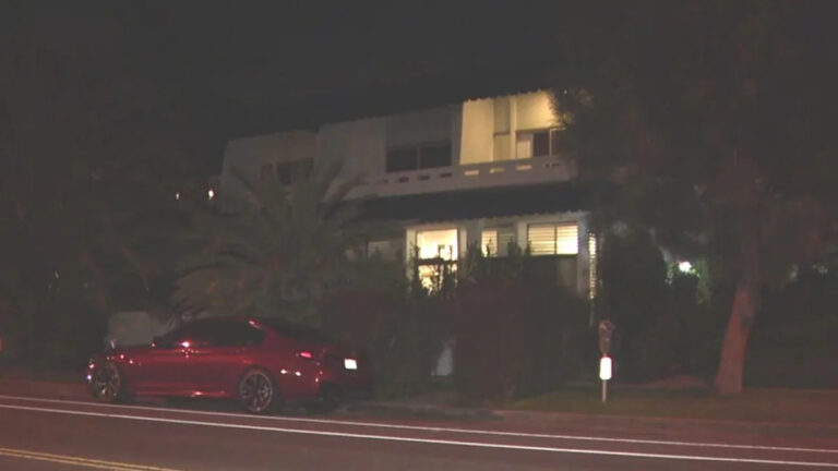 Санта-Моника закрыла трезвый дом, соседи опасаются, что он может открыться снова