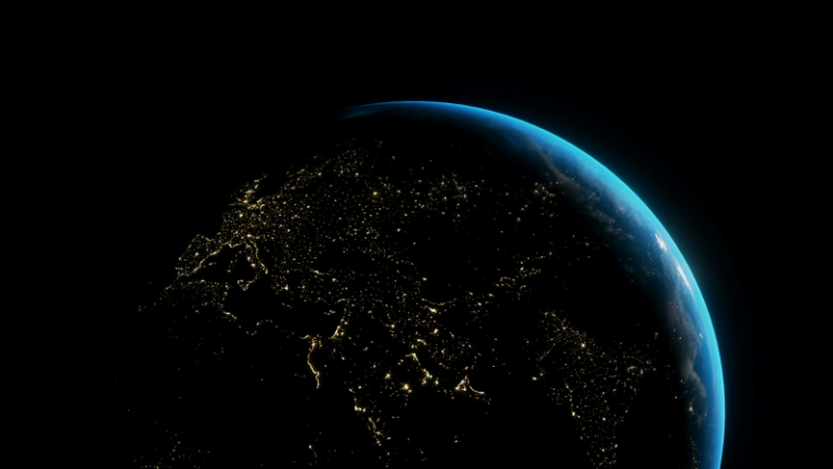 NASA предупреждает, что Земля становится опасно темной