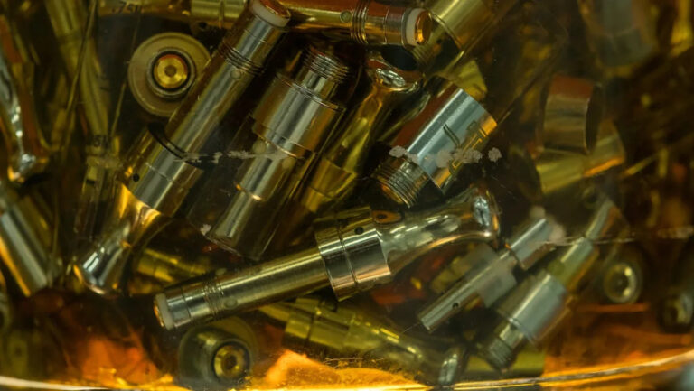 Чиновники отозвали более 20 000 картриджей с вейпом для опасного загрязнения — вот что вам нужно знать