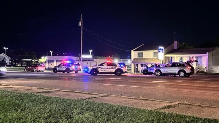 Подозреваемый в стрельбе в Остинтауне в воскресенье вечером