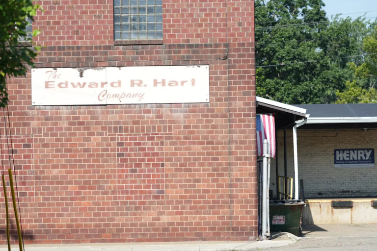 «Вся индустрия изменилась»: 125-летний кантонский бизнес закрылся